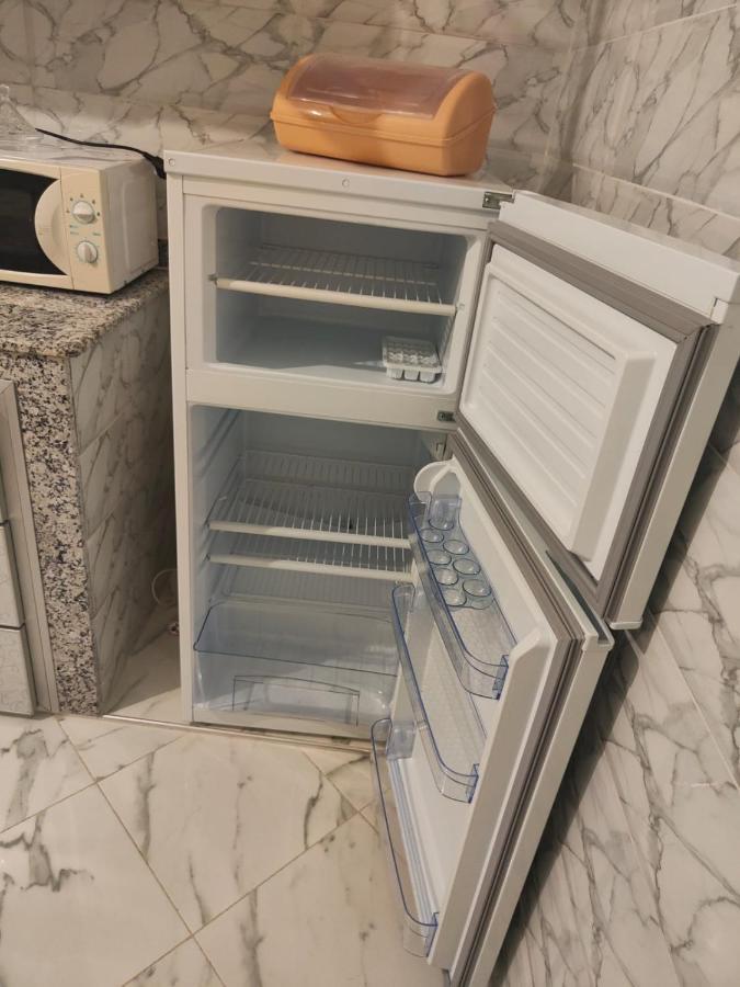 Neuf Proprete Et Hygiene Irreprochable Proche Des Bus Ctm - 4 Em Etage Face Terrasse Apartamento *